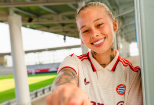 Ana María Guzman con el Bayern Munich.